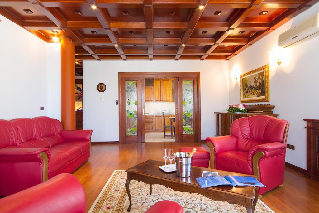 Villa Sveta Eufemija - Bed And Breakfast Ровинь Экстерьер фото