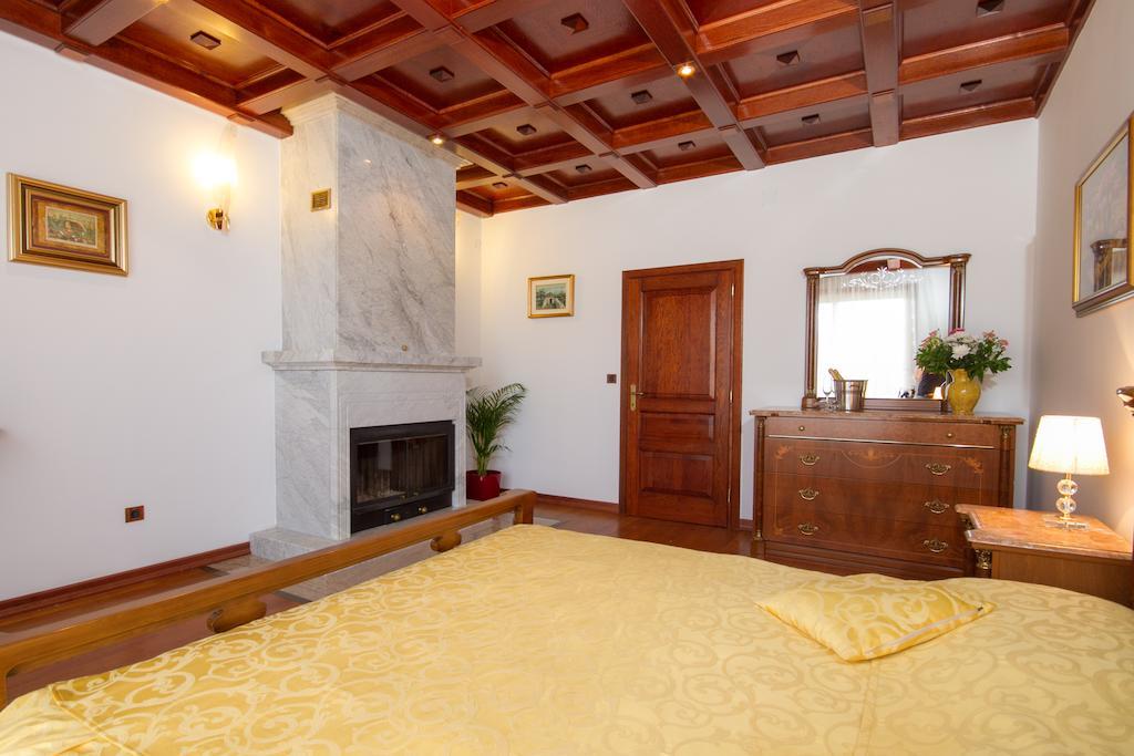Villa Sveta Eufemija - Bed And Breakfast Ровинь Номер фото